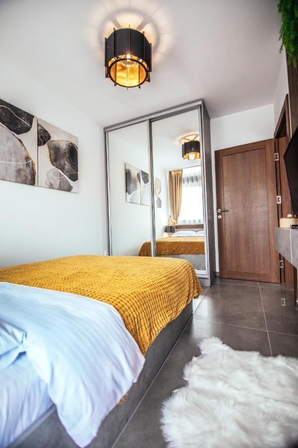 Royal Luxury Apartment Vrsac Extérieur photo