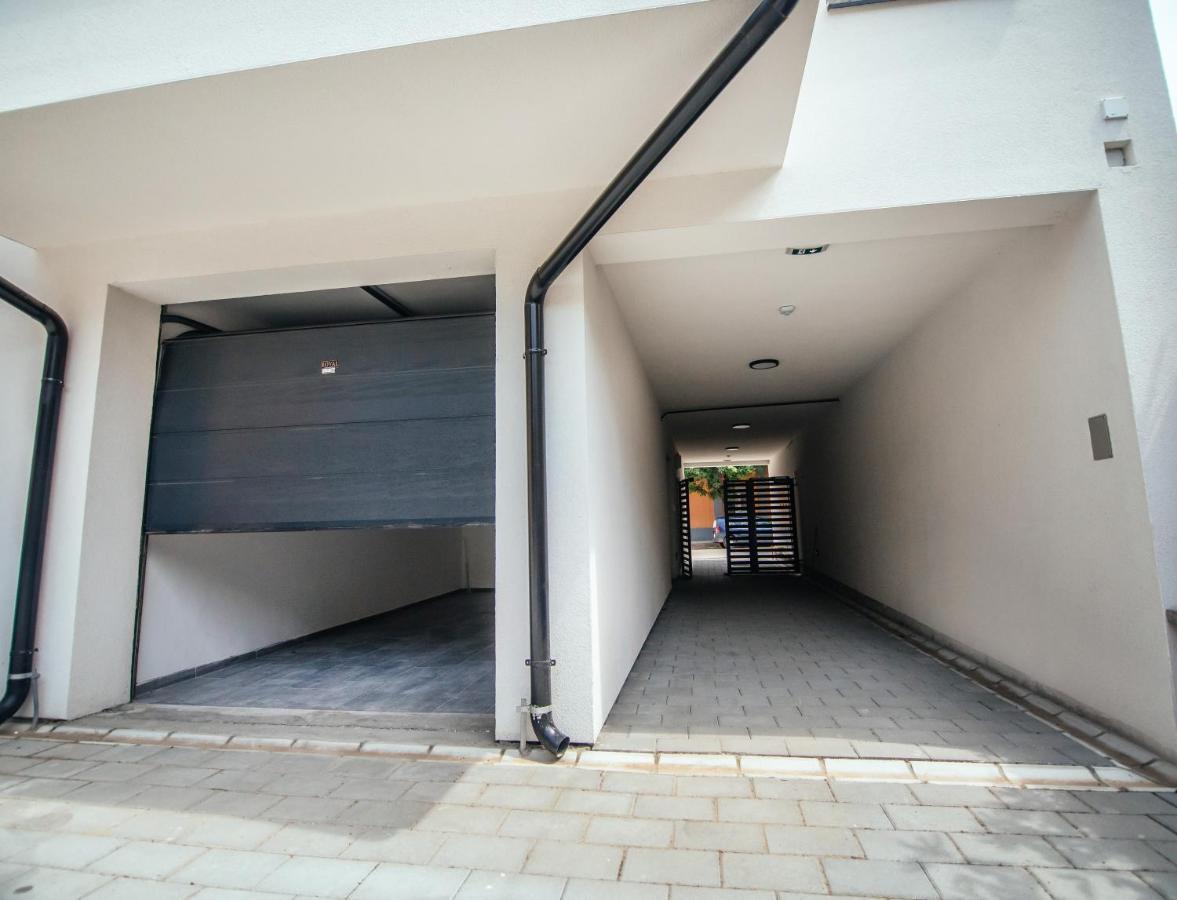 Royal Luxury Apartment Vrsac Extérieur photo